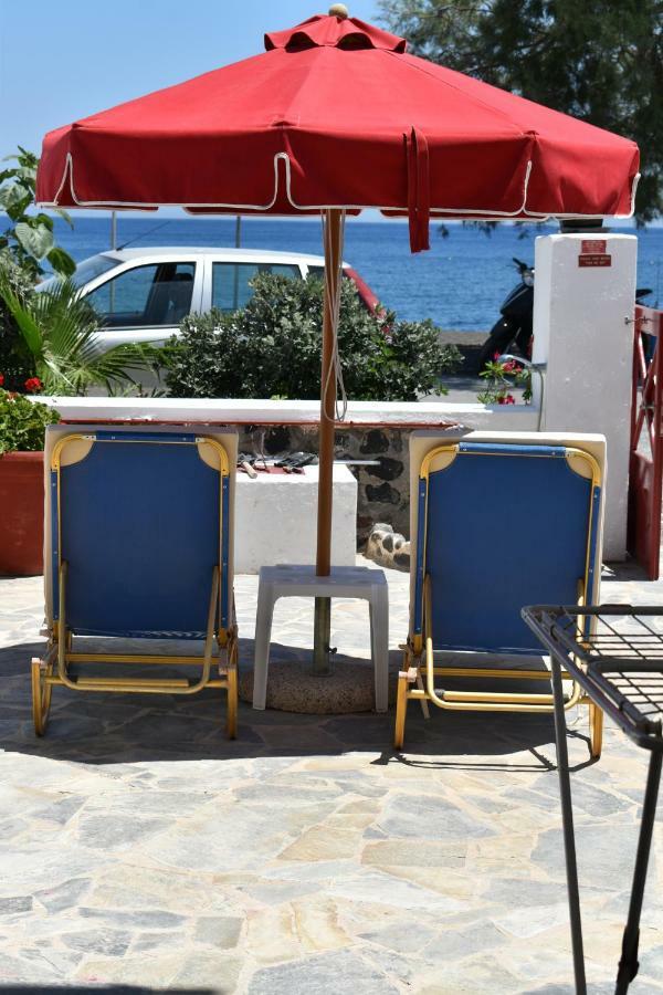 Ostria Beach Studios Perissa  Exterior photo